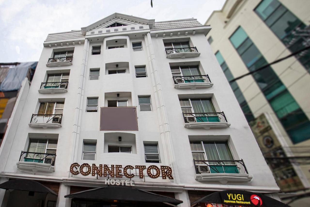 Oyo 821 Connector Hostel Makati City Exteriér fotografie