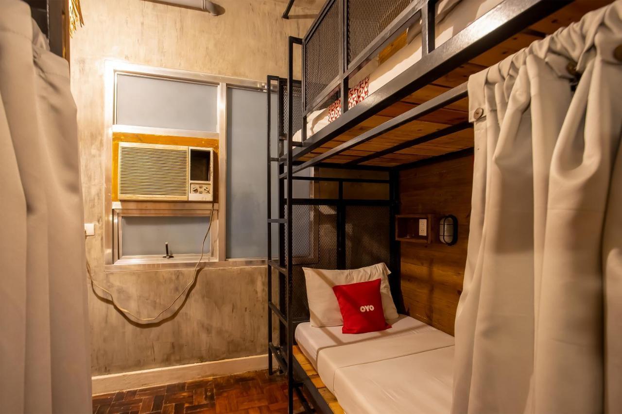 Oyo 821 Connector Hostel Makati City Exteriér fotografie
