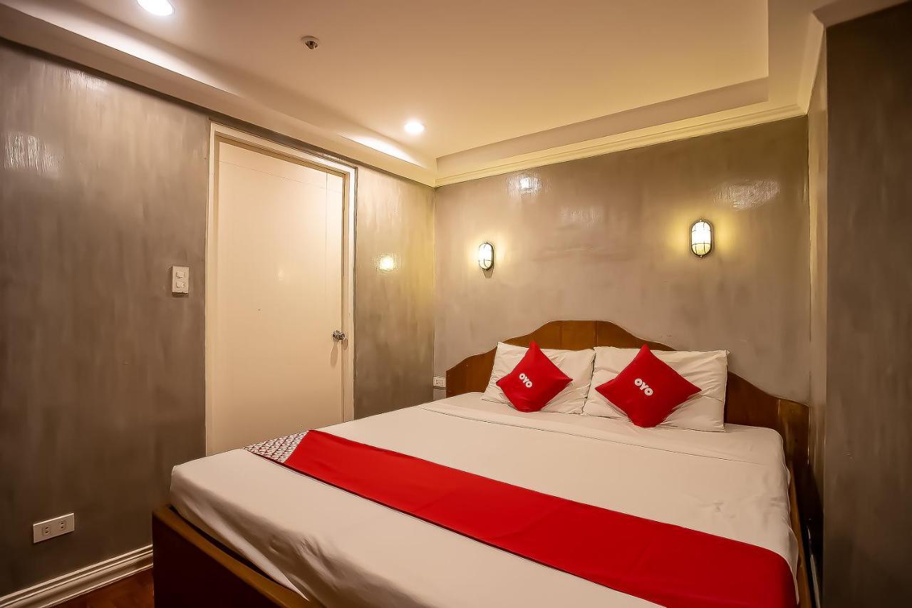 Oyo 821 Connector Hostel Makati City Exteriér fotografie